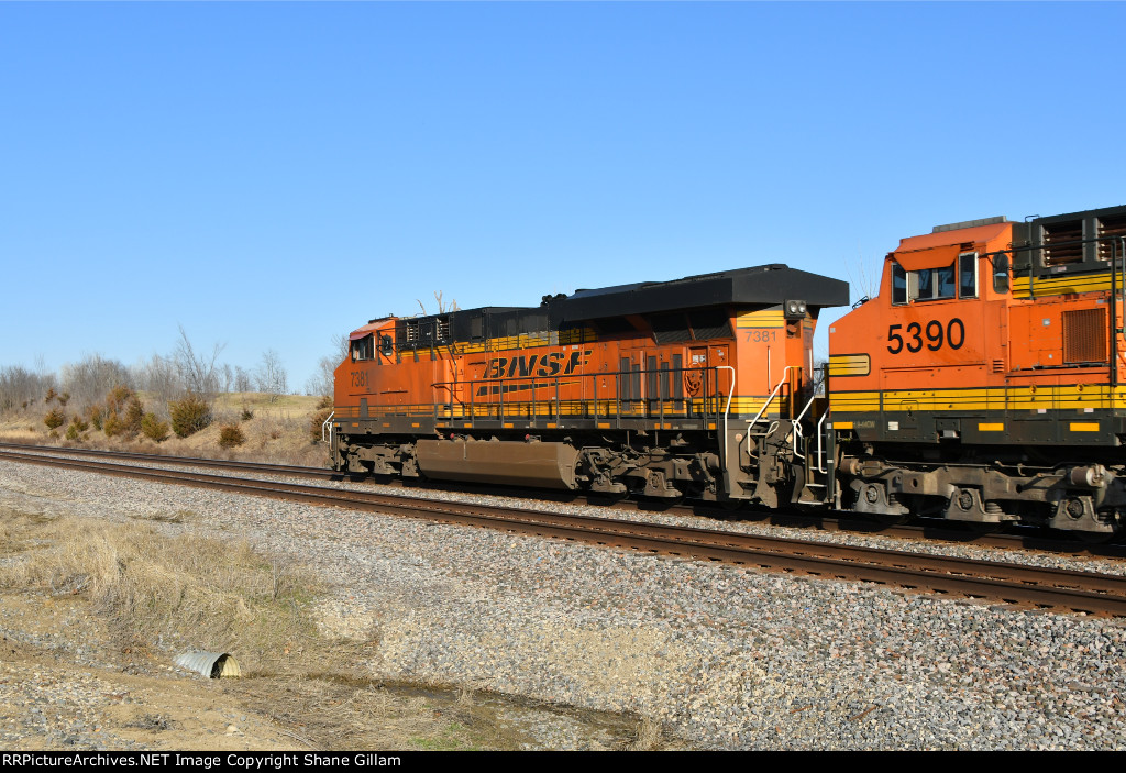 BNSF 7381